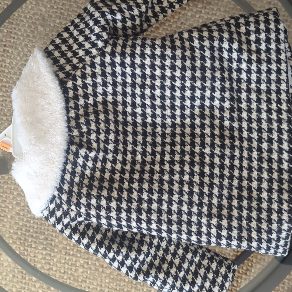 Coat - Picture 3 of 3